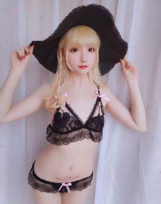 我和丰满岳做爰的小说