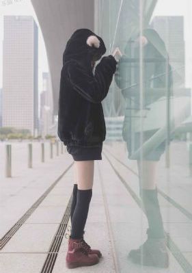 黄色片免费看的