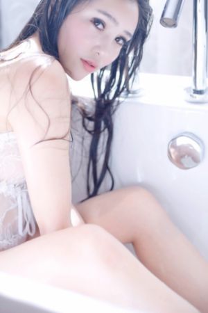 岳女四人共侍一夫更新时间